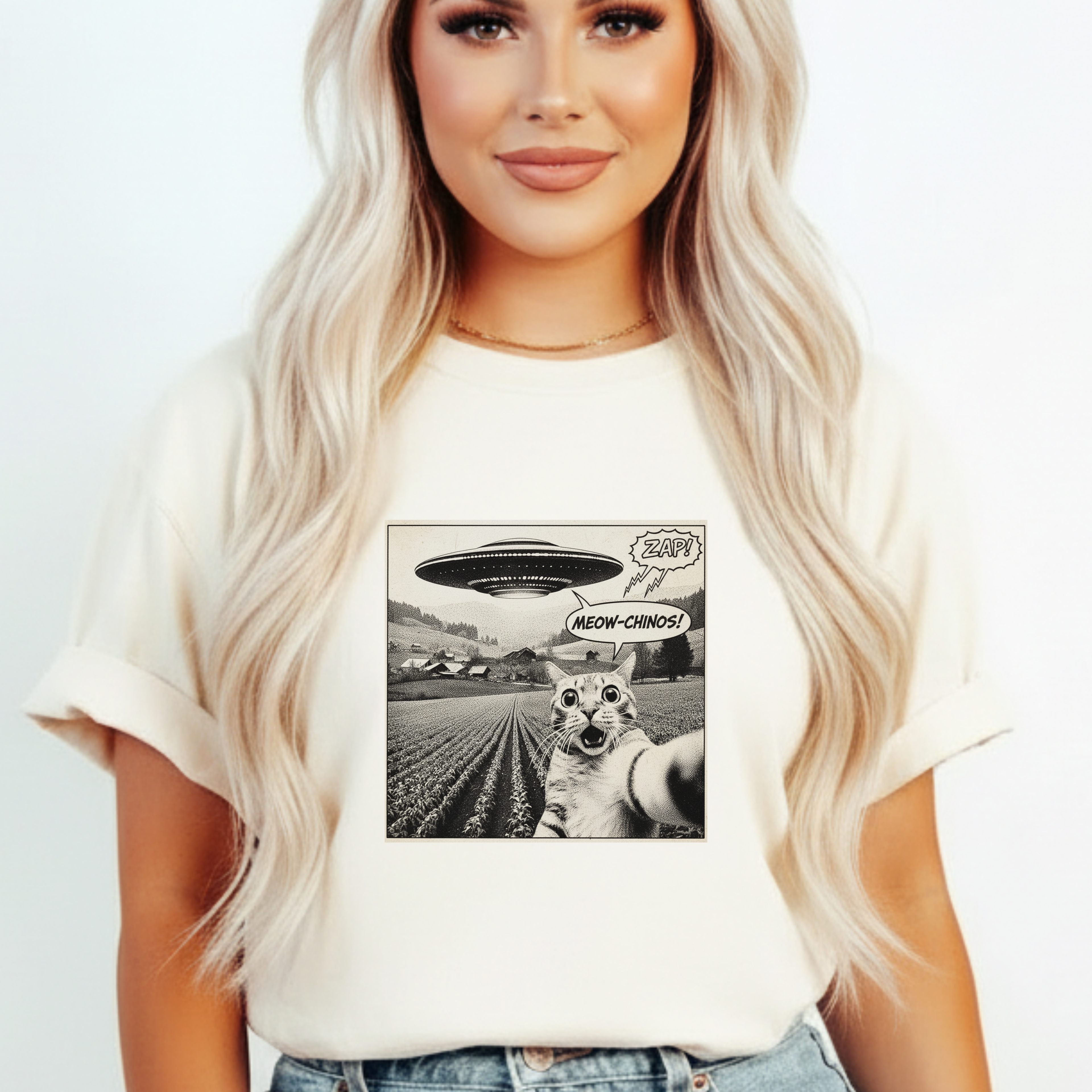 Alien UFO Cat Selfie T-Shirt – Retro Comic "Meow-gnosis" Graphic Tee